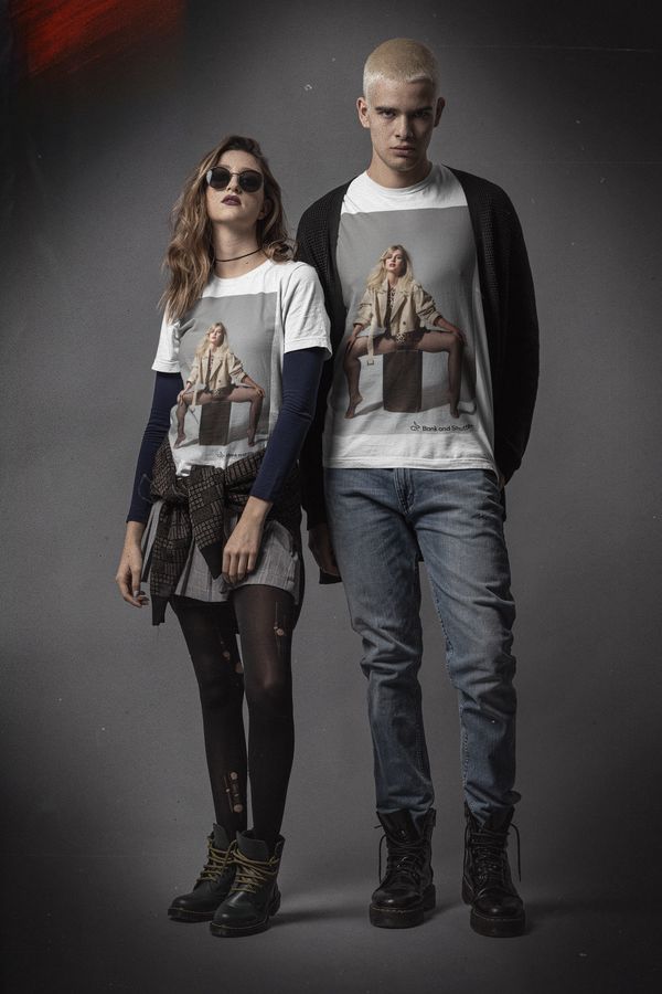 SIGNATURE STYLE RELAXED TEE